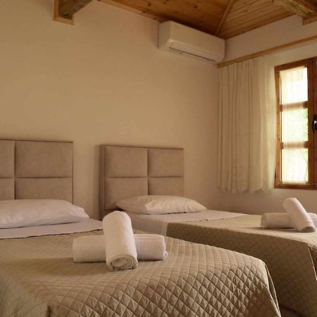 Sokaku i te Marreve GuestHouse Gjirokastër Eksteriør bilde