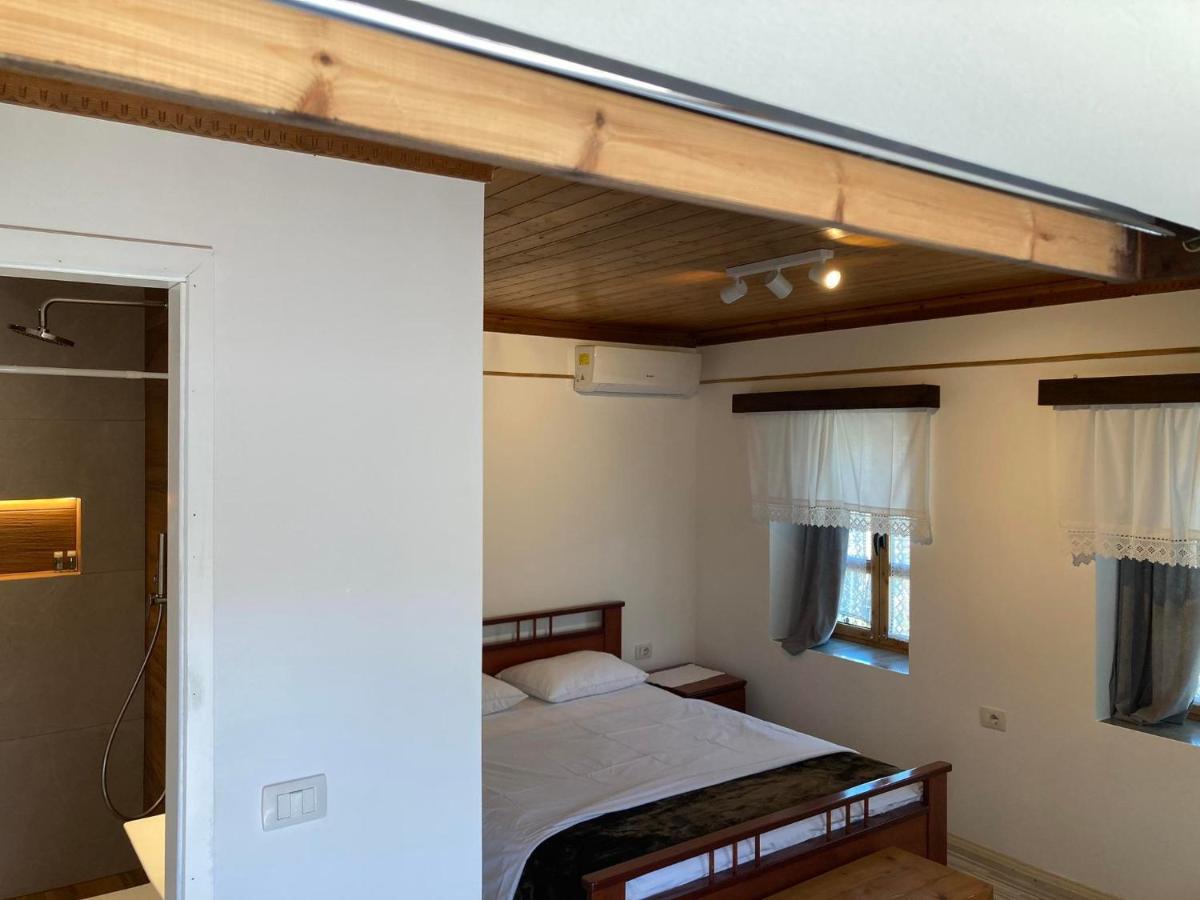 Sokaku i te Marreve GuestHouse Gjirokastër Eksteriør bilde
