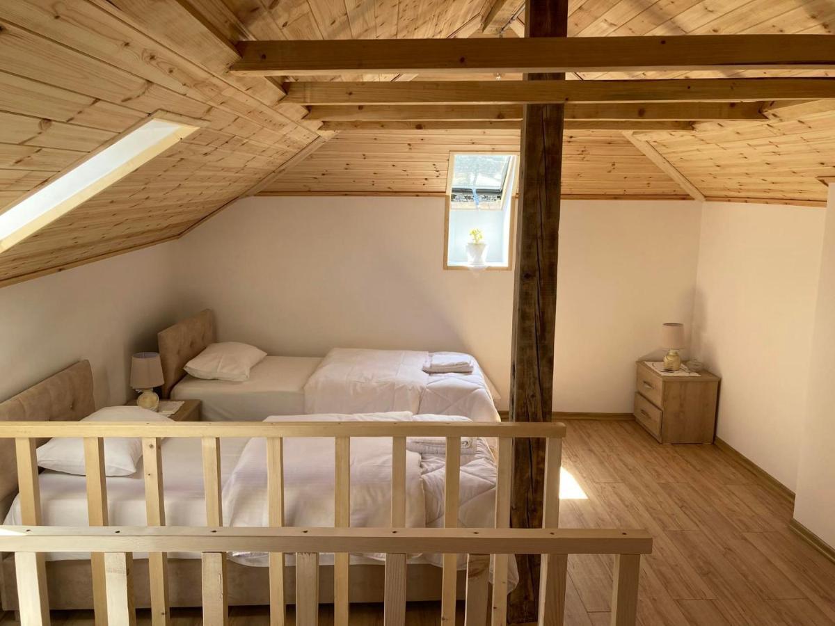 Sokaku i te Marreve GuestHouse Gjirokastër Eksteriør bilde