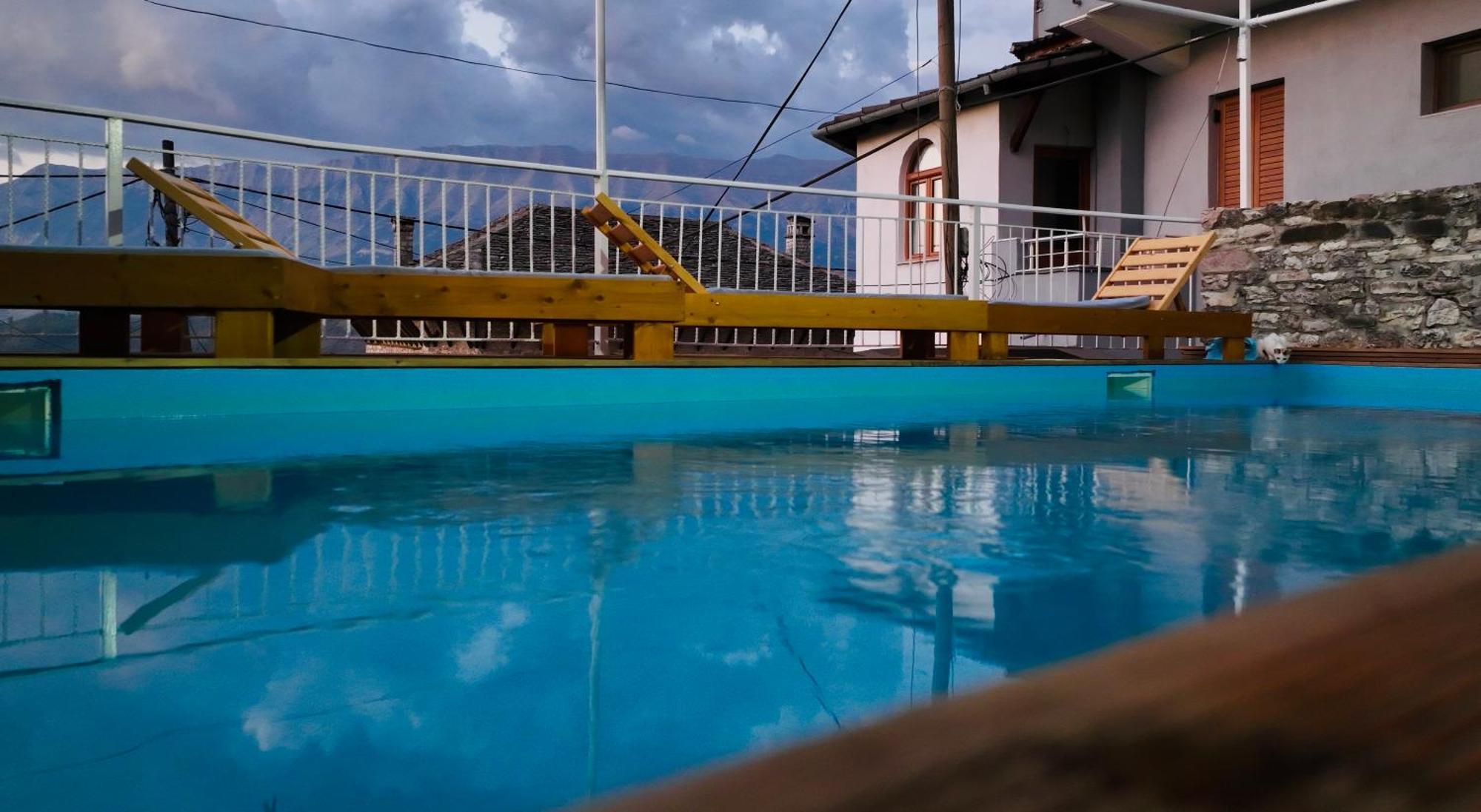 Sokaku i te Marreve GuestHouse Gjirokastër Eksteriør bilde