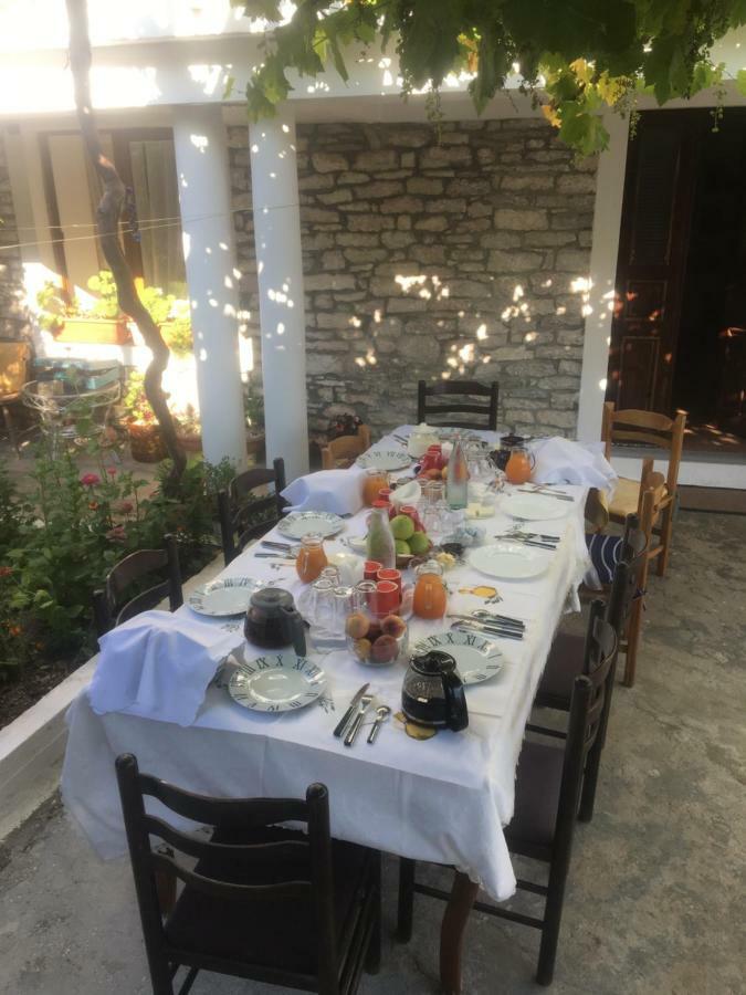 Sokaku i te Marreve GuestHouse Gjirokastër Eksteriør bilde